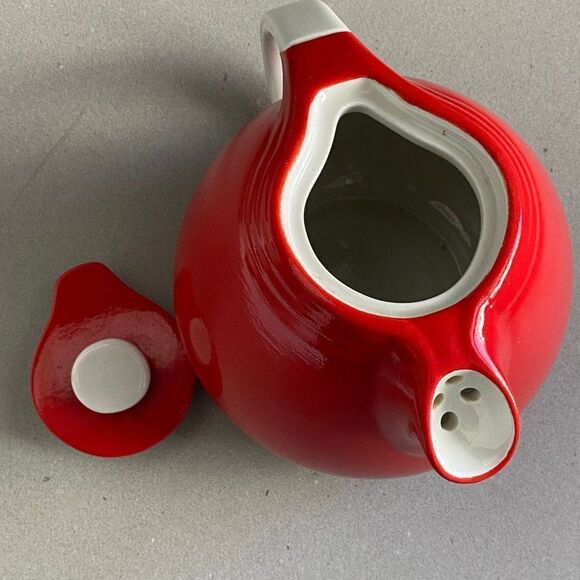 1940 Hall Vintage Superior Quality Red Glazed Sani Grid Teapot, 5" Tall - Picture 6 of 7